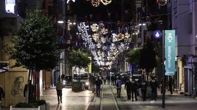 İstanbul Valisi Yerlikaya, terör saldırısı sonrası İstiklal Caddesi için 'genel emir' yayımladı