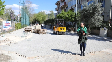 Efes Selçuk'ta yollar yenileniyor