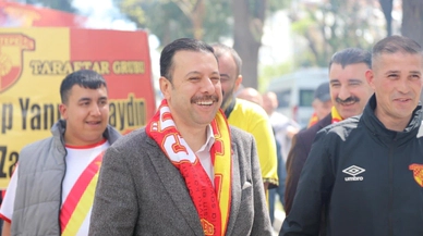 Göztepe taraftarından Kaya'ya coşkulu karşılama