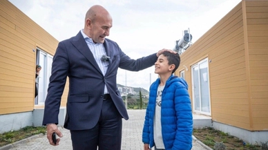 Tunç Soyer'den 23 Nisan mesajı: "Yeniden baharlar gelecek"