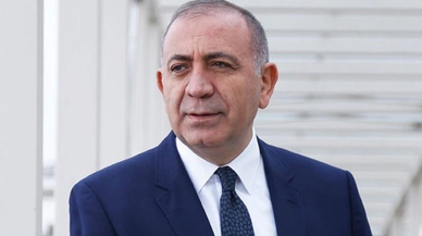 CHP’li Gürsel Tekin: Kurultayda genel başkan çekilirse aday olurum