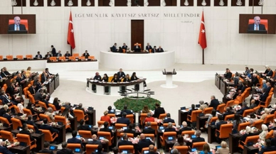 AK Parti'den Anayasa adımı: Başörtüsü ve ailenin yapısı düzenlemesi için 360 sayısı aranacak