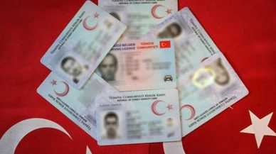 CHP’den ‘Türk vatandaşlığına kabul edilenler Resmi Gazete’de yayımlansın’ önerisi