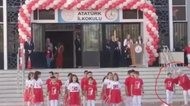 29 Ekim gösterisinde tepki çeken görüntü! İl Milli Eğitim inceleme başlattı