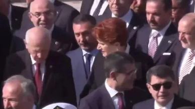 Bahçeli-Akşener diyaloğu: Tebessüm etti, ağzını kapattı
