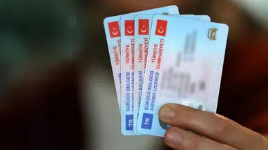 Ehliyet Yenileme İçin Son Gün! Bugünden Sonra Ücret 15 TL'den 7 Bin 438 TL'ye Fırlayacak