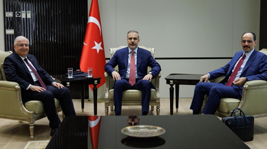 Dışişleri Bakanlığında 3’lü zirve: Bakan Fidan, Bakan Güler ve MİT Başkanı Kalın bir araya geldi