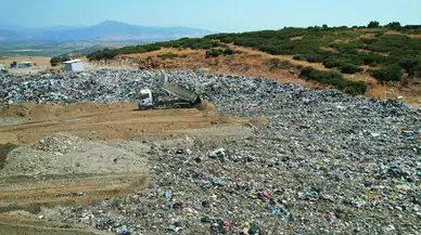 Tire’deki çöp krizine kaymakamlık el atacak