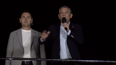 CHP Genel Başkanı Özel'den Erdoğan'a 'meşruiyet' eleştirisi: Okyanus ötesinde ararsan...