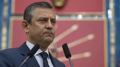 CHP Genel Başkanı Özgür Özel: Ekrem Başkanın sandalyesini kırıp sarayda alay etmeye kalktılar