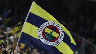 Fenerbahçe'den İrfan Can Kahveci ve Cenk Tosun için kadro dışı kararı
