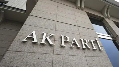Ünlü isimlerin evlerinden alındığı uyuşturucu operasyonuna AK Parti'den tepki: Lekelenmeme hakkı detayı