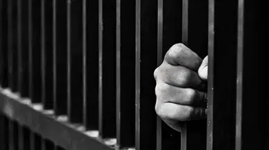 Ehliyetsiz Araç Kullanan Oğluna Ceza Kesilince Polise Saldıran Baba Tutuklandı!