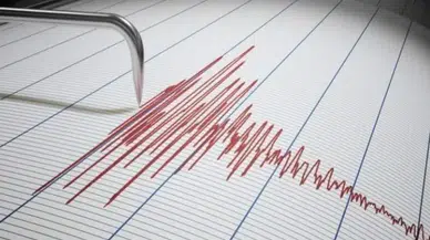 Balıkesir'de sarsıntı paniğe yol açtı: Şehirde hissedilen deprem korkutucu anlar yaşattı!