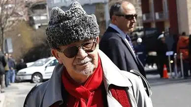 Türk araştırmacı ve akademisyen Yalçın Küçük hayatını kaybetti
