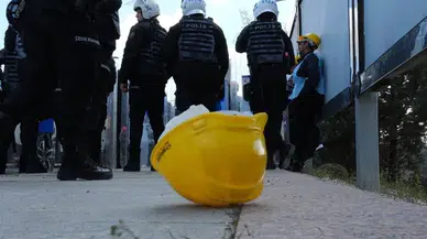 Enerji Bakanlığı önünde açlık grevine başlamışlardı: 110 madenci gözaltına alındı