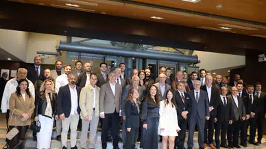 Ege Mobilya Kağıt ve Orman Ürünleri İhracatçıları Birliği’nde Ali Fuat Gürle güven tazeledi