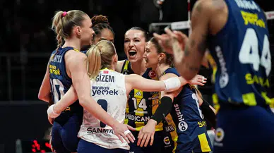 Fenerbahçe Medicana VakıfBank karşısında seriyi son maça taşıdı