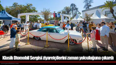Klasik Otomobil Sergisi ziyaretçilerini zaman yolculuğuna çıkardı