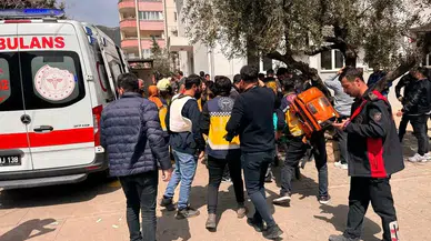 Enginyurt, Tekin'i istifaya çağırdı: Camiler ahır olmadı, okullar Teksas'a döndü