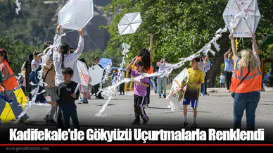 Kadifekale'de Gökyüzü Uçurtmalarla Renklendi