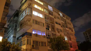 İzmir'de 73 yaşındaki baba tartıştığı oğlunu bıçaklayarak öldürdü
