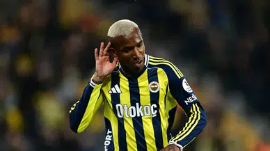 Fenerbahçe Başakşehir'i Talisca'nın üç golüyle mağlup etti