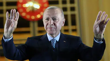 Erdoğan: Meydanı İstanbul'un geleceğini karartmak isteyenlere bırakmayacağız