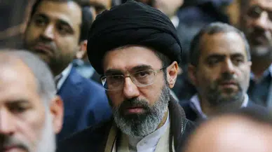 Hamaney, İran Ordusuna "Düşmanla Mücadeleyi Sürdürme" emri verdi
