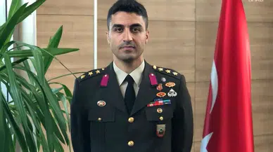 Kılıçlı yemin nedeniyle TSK'dan ihraç edilen Yarbay Türkoğlu, göreve iade edildi