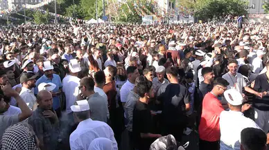 Diyarbakır'da "Abdullah Öcalan'a özgürlük" mitingi düzenlendi