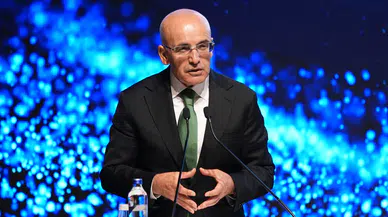 Karar yazarı Kahveci: Şimşek Türkiye'yi iflastan kurtardı, sorunlar için Adalet Bakanlığı'na bakın