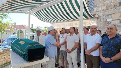Foça Esnaf Odası Eski Başkanlarından Fahrettin Yarba son yolculuğuna uğurlandı