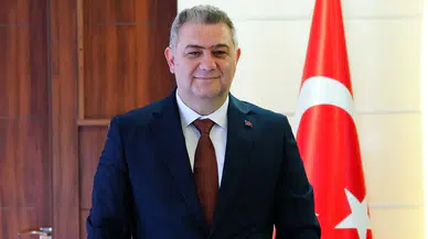 Bolu Belediye Başkan Vekili Tuna Özcan ve meclis üyeleri CHP'den istifa etti