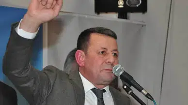 Giresun Espiye Belediye Başkanı Karadere CHP'den istifa etti