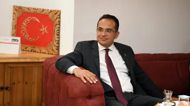 Olgun Atila CHP’den istifa etti: Siyasi yolculuğuna Yeni Parti’de devam edecek