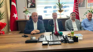 Gürsel Tekin'den parti değiştiren başkanlara nitelikli dolandırıcılık suçlaması