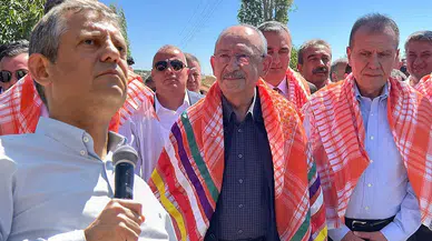 Vahap Seçer'den Özgür Özel'e telefon: 'Genel başkanım olarak size eşlik ederim'