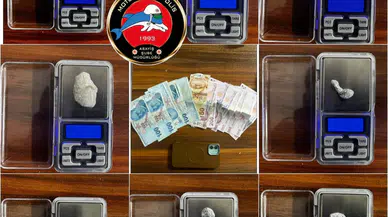 İzmir'de uyuşturucu operasyonlarında 2 bin 403 hap ele geçirildi