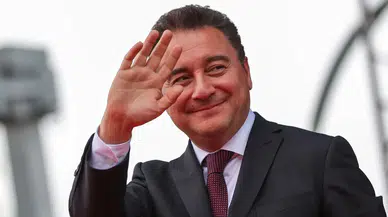 Ali Babacan iki isim saydı: 'Erdoğan o fotoğrafı verdiği anda...'