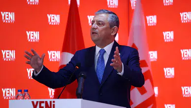 Özgür Özel: YENİ adını terk etmeyi düşünmüyoruz, en kötü ihtimalle küçük değişiklik yaparız