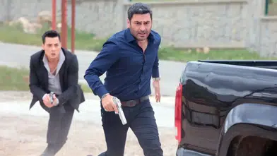 Uzak Şehir'de kan donduran ihanet: Haberi olmadan bebeğini aldılar, Alya kendini ölüme attı