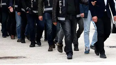 Altunlar çetesine şafak operasyonu: 200 milyonluk servetlerine el konuldu