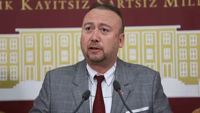 Bütün ihraçlar durduruldu, Özkan Yalım partiye geri alındı