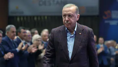 Kabinede iki bakanla yollar ayrılıyor: Tarih belli oldu