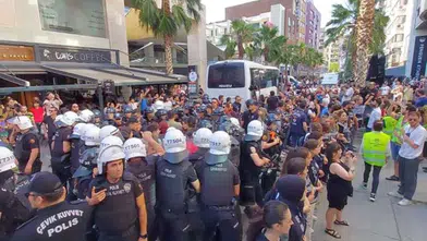 İzmir'de Onur Yürüyüşü yasağı mahkemeye taşındı: Karar iptal edilecek mi?