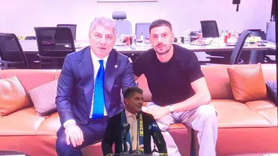 Fenerbahçe başkan adayı Hakan Safi Merih Demiral anlaşmasını duyurdu