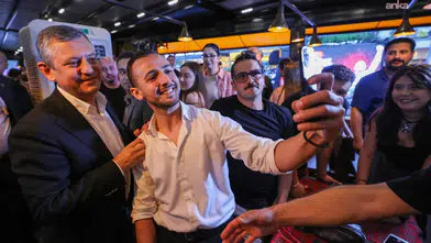 Özgür Özel'den çeyrek altınlı burs hesabı