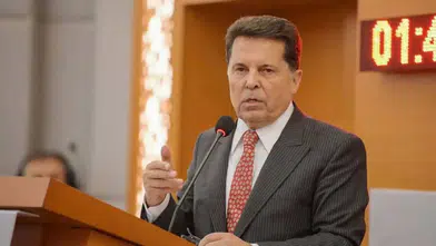 Ahmet Özer'den süreç mesajı: "Barış için de adalet şart"