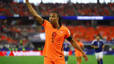 Fenerbahçe Nathan Ake'yi kadrosuna kattı